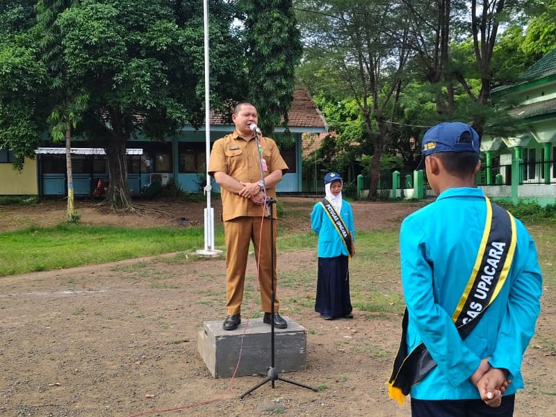 Hari Pertama Masuk Sekolah di Semester 2 TA 2025/2026